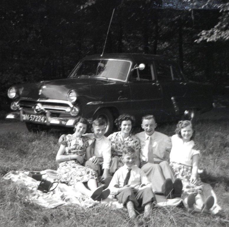 Ford Crestline