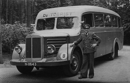 Mercedes autobus, 1947 (foto: Van Asten. Bron: RHC Eindhoven)