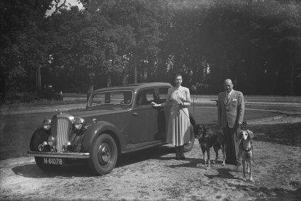 Rover P3 Sports Saloon, Vught, 1948.