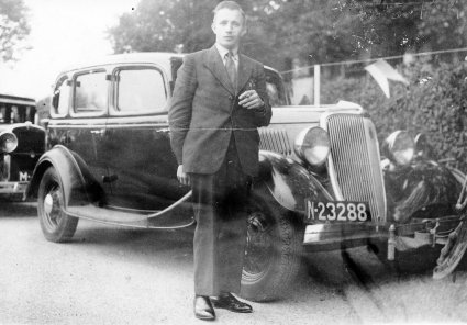 N-23288 Ford, 1933 (bron: BHIC, Beeldcollectie Ton Cruijsen)