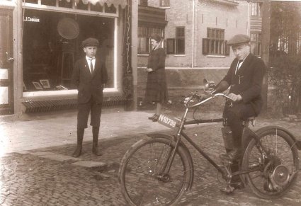 Opel Motorfahrrad (Bron: collectie Jan Verdijsseldonc)