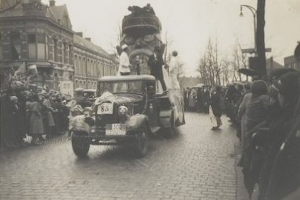Chevrolet truck met oplegger, 1935-1940.
