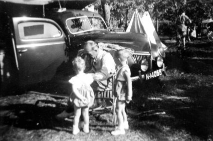 Ford V-8 (coll. J. v.d. Velde)