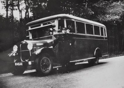 Federal autobus (bron: collectie Regionaal Archief Tilburg)