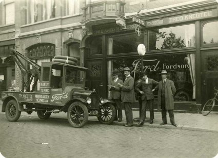 Ford takelwagen, 1930 (collectie Regionaal Archief Tilburg)