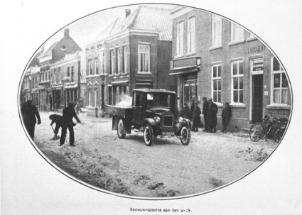 T-Ford (bron: collectie West-Brabants Archief)
