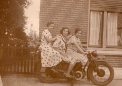 Foto 1: FN, c. 1930 (Collectie G. van Eijk)