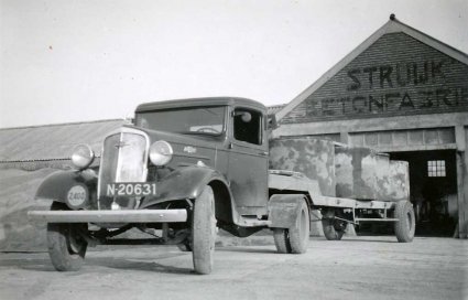 Chevrolet van de fa. Struijk (Collectie Heemkundekring Oosterhout)