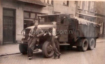 GMC (Bron: collectie ZWN Transport & Nostalgie)
