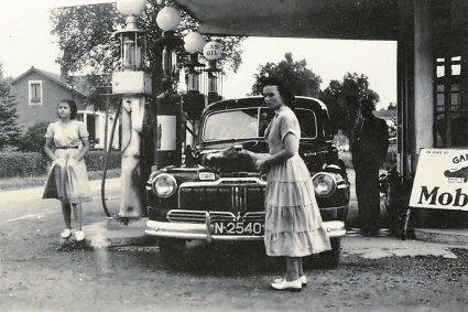 Mercury 1948 (collectie J.F.P.I. van der Sanden)