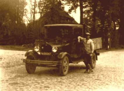 Ford vrachtwagen, jaren '30 (collectie A. Wijnen)