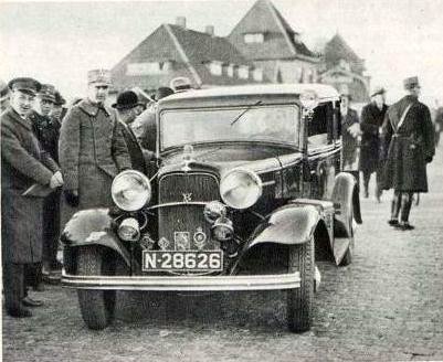 Ford (bron: Sport in Beeld 18 maart 1933)