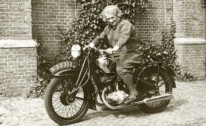 Foto: collectie Hendrik Rietbergen. Bron: www.oudzijtaart.nl