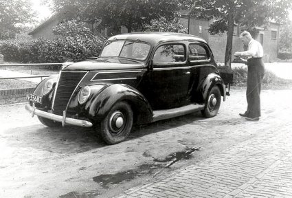 Ford V8.