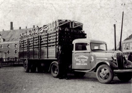 Chevrolet met DAF oplegger (bron: collectie J. Verbiest)