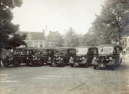 Mercedes Benz stadsbussen (Collectie familie Smulders / Krelis Swaans)