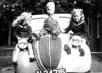 Op de Fiat (Collectie W. Ruts)