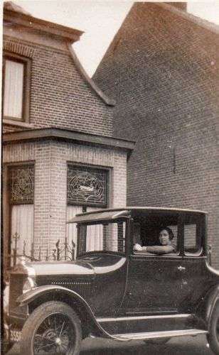 Ford (Heemkunde Boxtel, collectie Peter van Eijck)