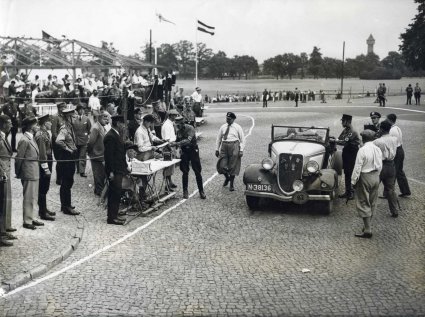 N-38136 Ford, 1934 (collectie Heemkundige Kring De Oude Vrijheid)