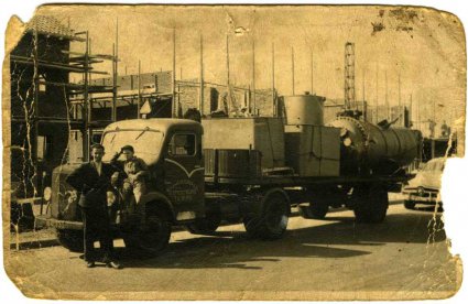 Mercedes vrachtwagen (collectie Regionaal Archief Tilburg)
