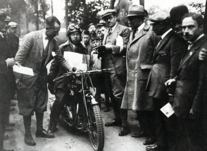 Ariel kopklepper, 1927