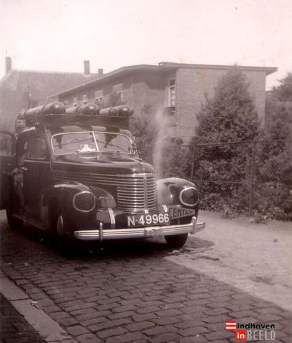 Opel Kapitän (bron: Eindhoven in Beeld)