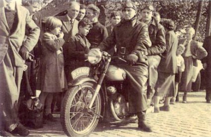 Gillet (bron: collectie Erfgoedvereniging Son en Breugel)
