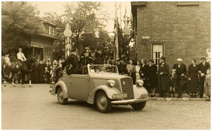 Opel (foto: Fotoatelier Prinses. Bron: collectie RHCe)