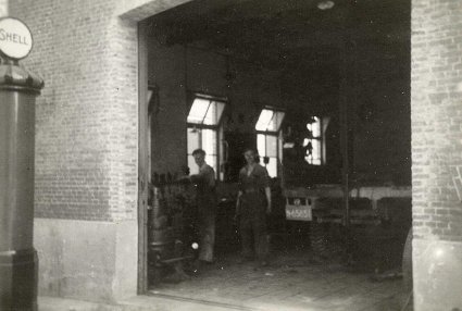 Bron: www.oudefotosalmkerk.nl