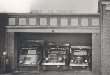 Mack truck, 1952.