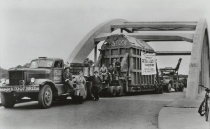 Diamond-T 980 truck met dieplader (coll. Stadsarchief Breda)