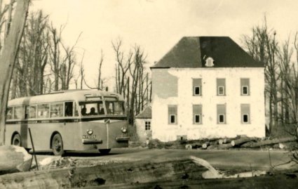 Ford, 1947 (collectie NCAD, Verzameling S.O. de Raadt)