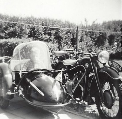 BMW R 12 (collectie J. Wams)
