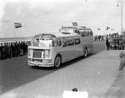 AEC, 1952 (NA, collectie Anefa)