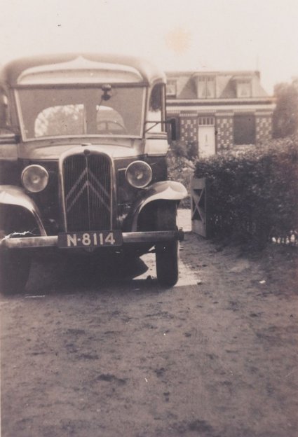 Citroën autobus, c. 1933  (bron: collectie West-Brabants Archief) 