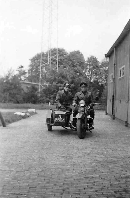 Politiemotor (Collectie I. Trapman-van der Mooren)