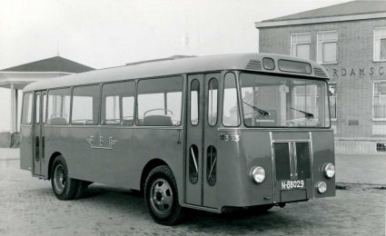 Ford, 1950 (collectie NCAD, Verzameling S.O. de Raadt)
