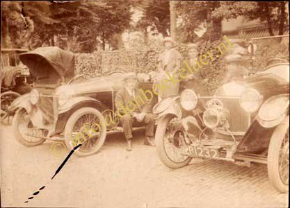 P-1232, met links de Scripps-Booth, 1916 (collectie B. van Boekel)