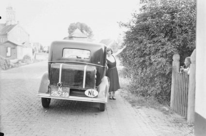Ford B Tudor, Orthen, 1935 (collectie Erfgoed 's-Hertogenbosch)