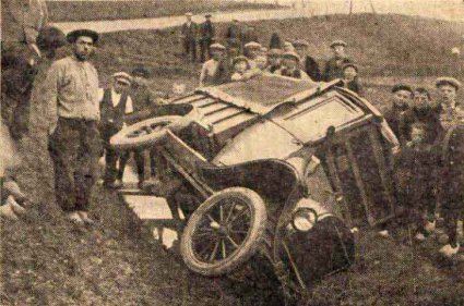 T-Ford (bron: Limburgsch Dagblad 15-4-1927