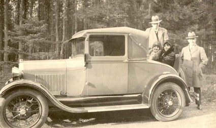 Ford A (Collectie Streekarchief Langstraat Heusden Altena)