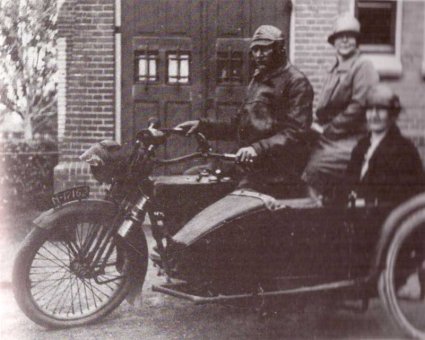 Harley-Davidson (Bron: St.Tunnis en 't Leker op de foto!)