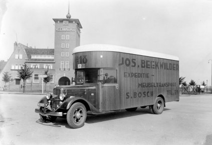 Diamond T (Foto: Fotopersbureau Het Zuiden. Bron: Collectie Erfgoed ’s-Hertogenbosch)