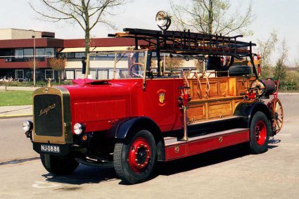 Magirus (Foto: Johan Pots. Bron: brandweervoertuigenonline)