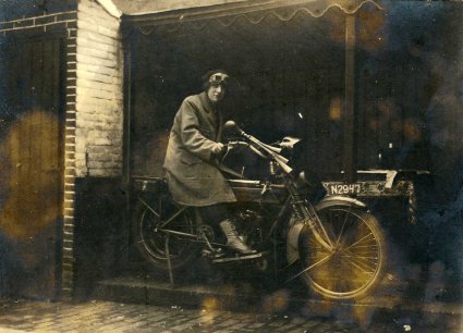 Vulkaan met Zédel-motor (collectie V.d. Meulen)