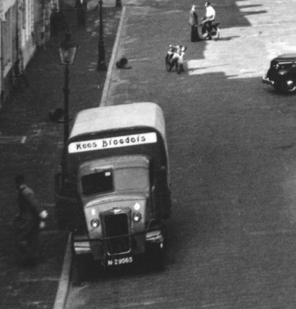 Commer (detail van foto 1)