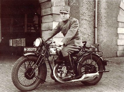 FN (Zeilbergs dorpsarchief, collectie Jan van de Mortel)