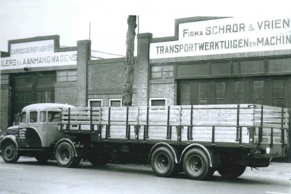 N-37742 Mercedes met ESVE oplegger (collectie ESVE)