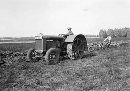 Fordson (bron: Nationaal Archief)