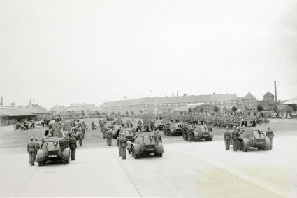 Landsverk (foto: Fotopersbureau Het Zuiden; coll. Erfgoed 's-Hertogenbosch)